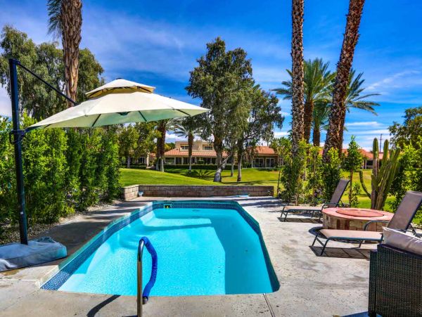 Palm Desert Home 983996