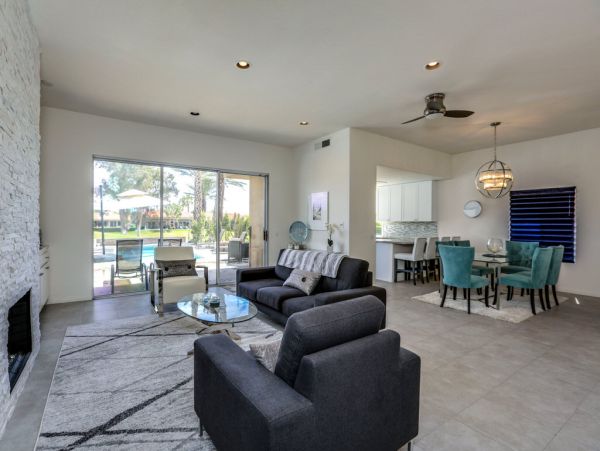 Palm Desert Home 983996
