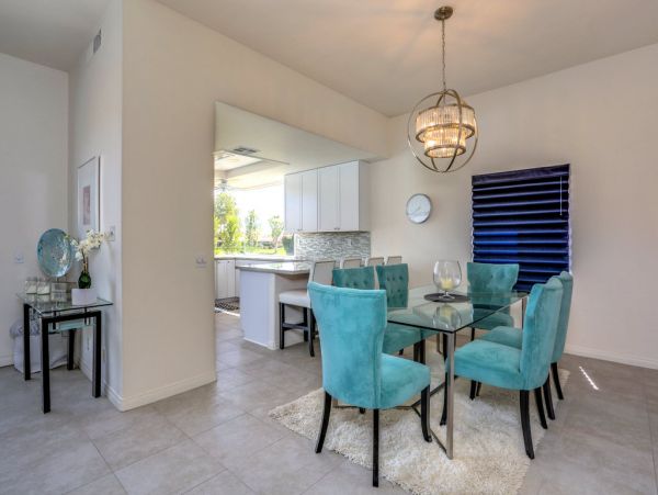 Palm Desert Home 983996
