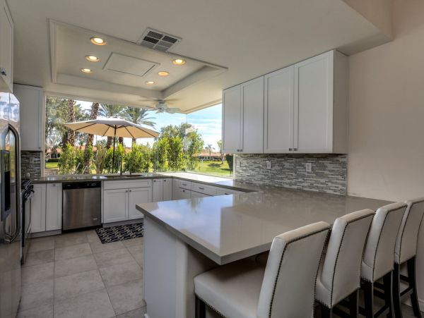 Palm Desert Home 983996