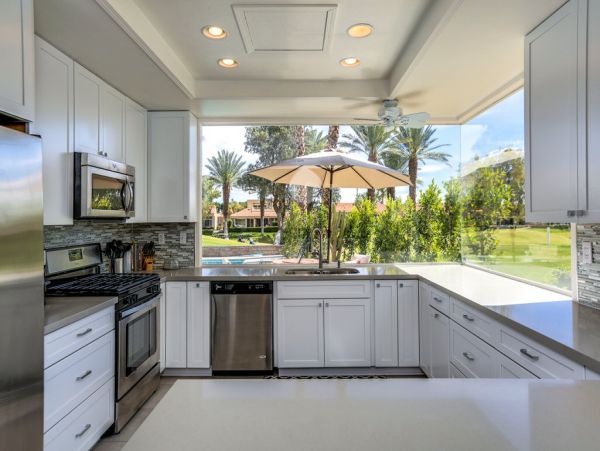 Palm Desert Home 983996