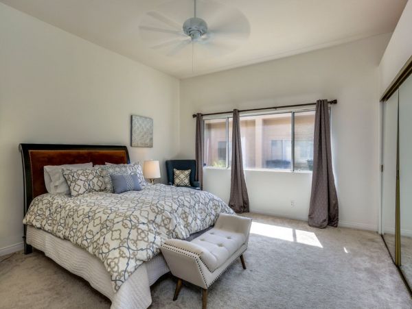 Palm Desert Home 983996