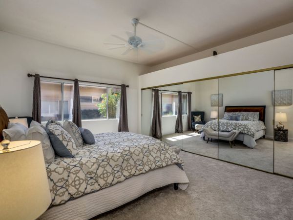 Palm Desert Home 983996
