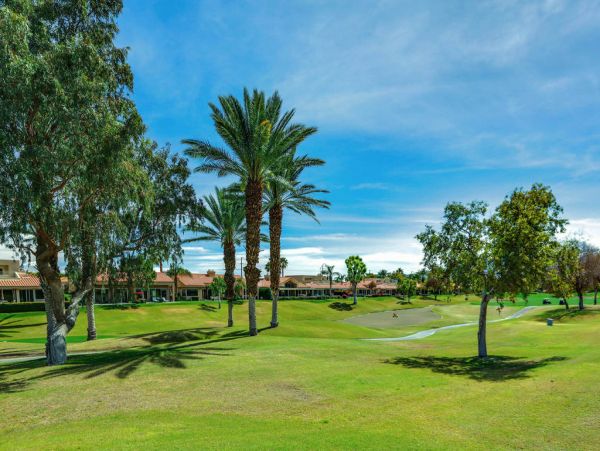 Palm Desert Home 983996