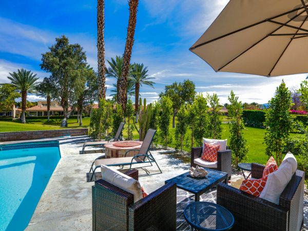 Palm Desert Home 983996