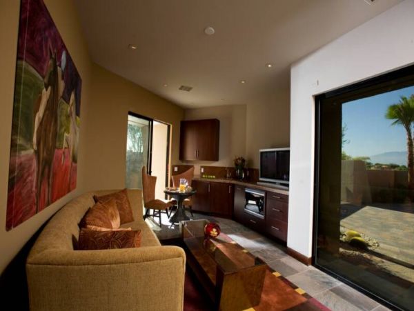 Palm Desert Home 983997