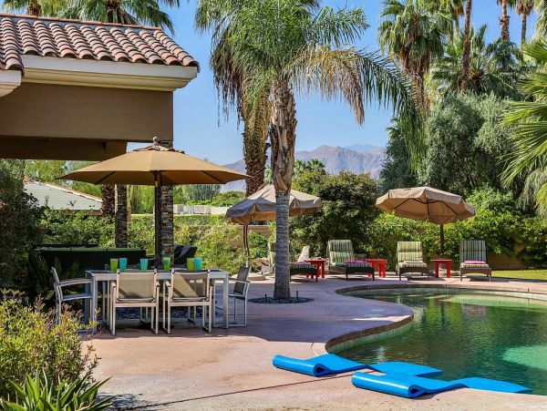 Palm Desert Home 983998
