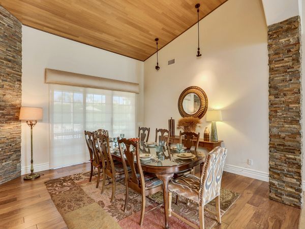 Palm Desert Home 983998