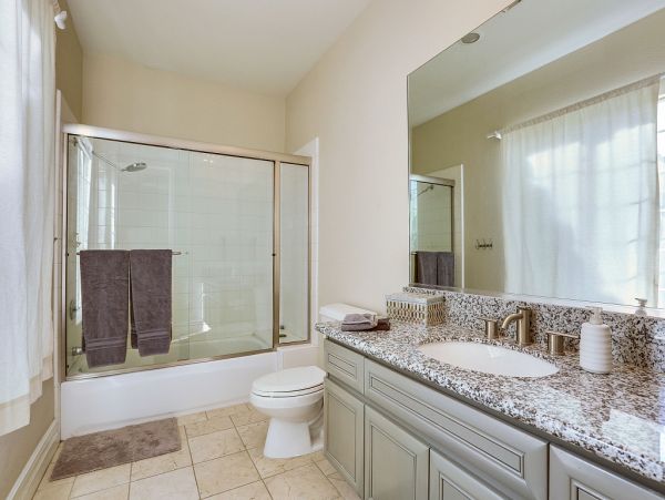 Palm Desert Home 983998