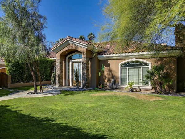Palm Desert Home 983998