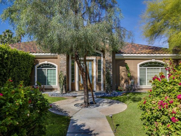 Palm Desert Home 983998