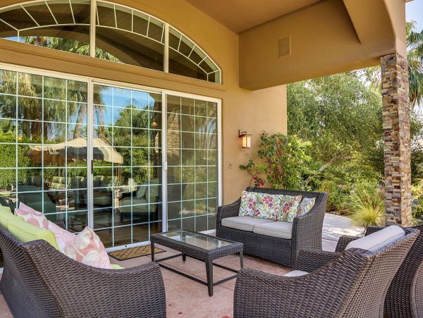 Palm Desert Home 983998