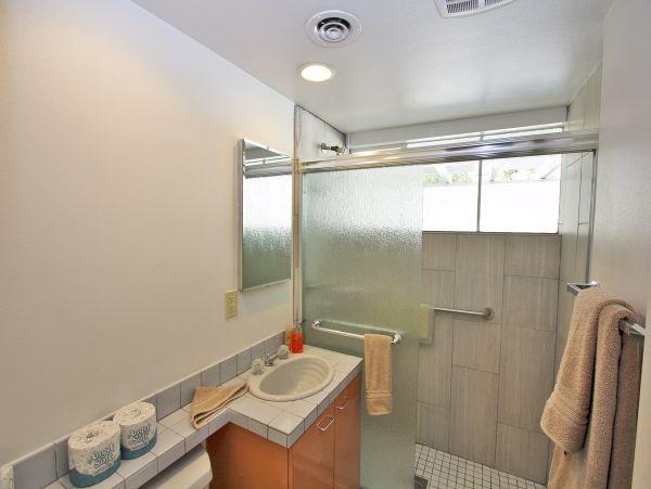 Palm Desert Home 984000
