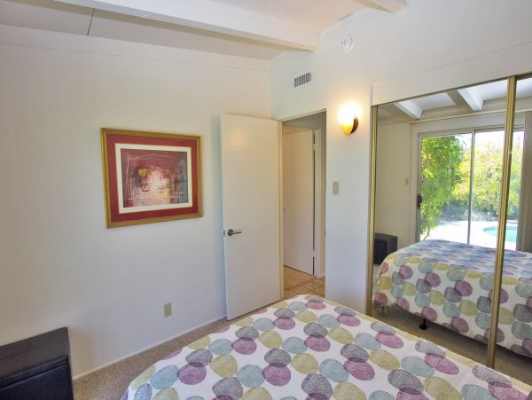 Palm Desert Home 984000