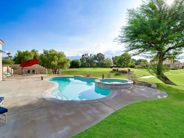 Palm Desert Home 984004