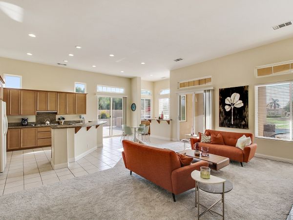 Palm Desert Home 984004