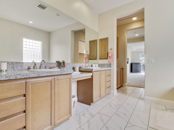 Palm Desert Home 984004