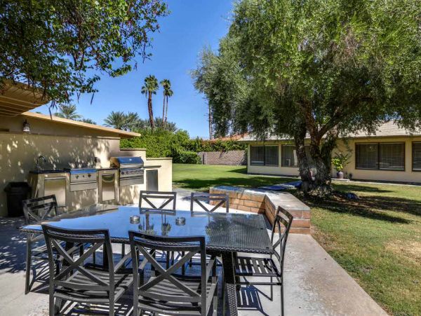 Luxury 8 Bedroom Estate with Pool & Spa in Rancho Mirage
