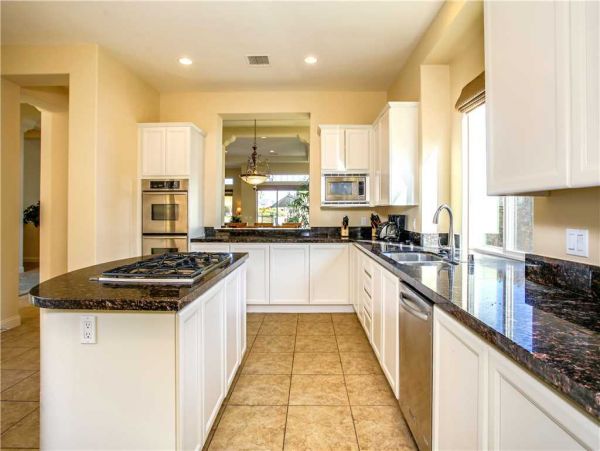 Palm Desert Home 984007