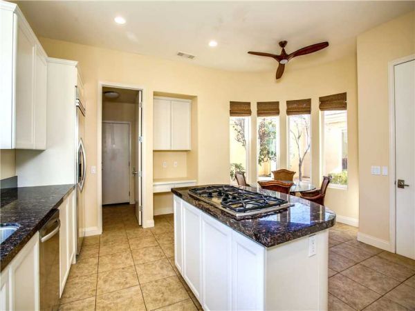 Palm Desert Home 984007