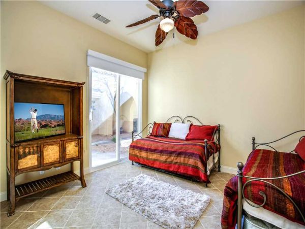 Palm Desert Home 984007
