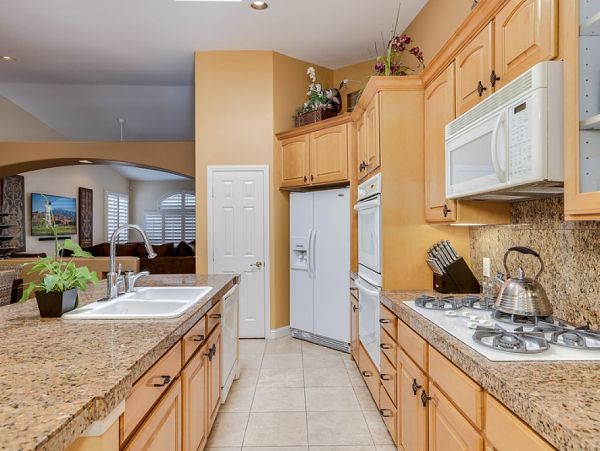 Palm Desert Home 984009