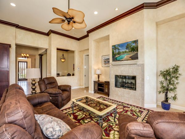 Palm Desert Home 984011