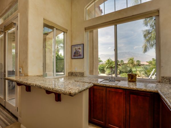 Palm Desert Home 984011