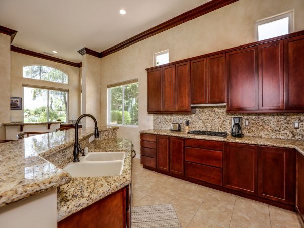 Palm Desert Home 984011