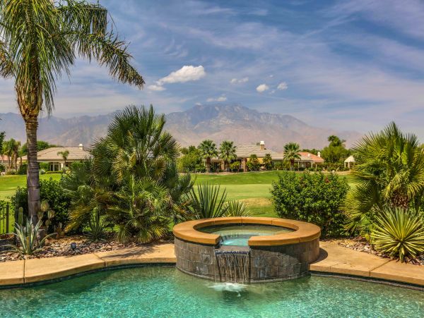 Palm Desert Home 984011