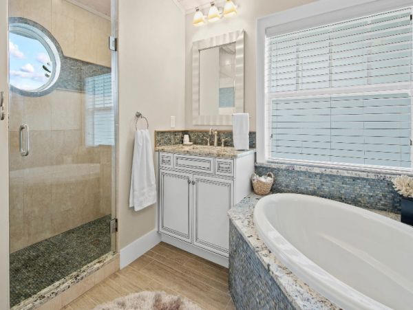 Short Walk to Beach Fort Myers Vacation Home Private Pool
