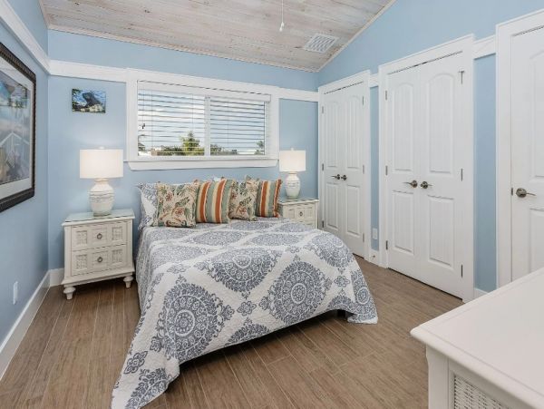 Short Walk to Beach Fort Myers Vacation Home Private Pool