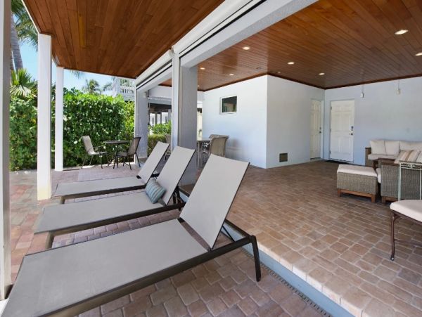 Short Walk to Beach Fort Myers Vacation Home Private Pool