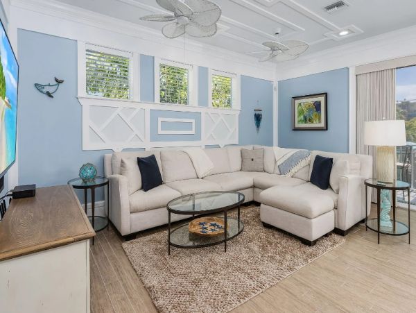 Short Walk to Beach Fort Myers Vacation Home Private Pool