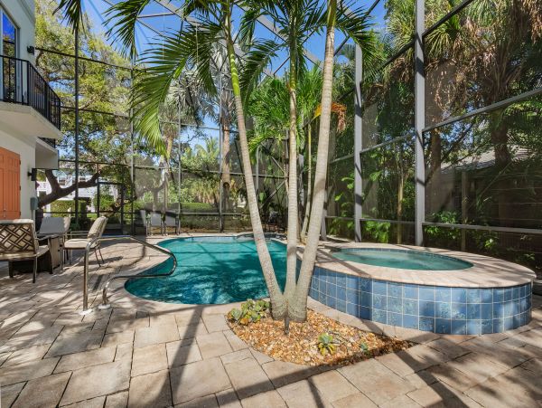 Fort Myers Beach Luxury Home with Pool & Gulf Views