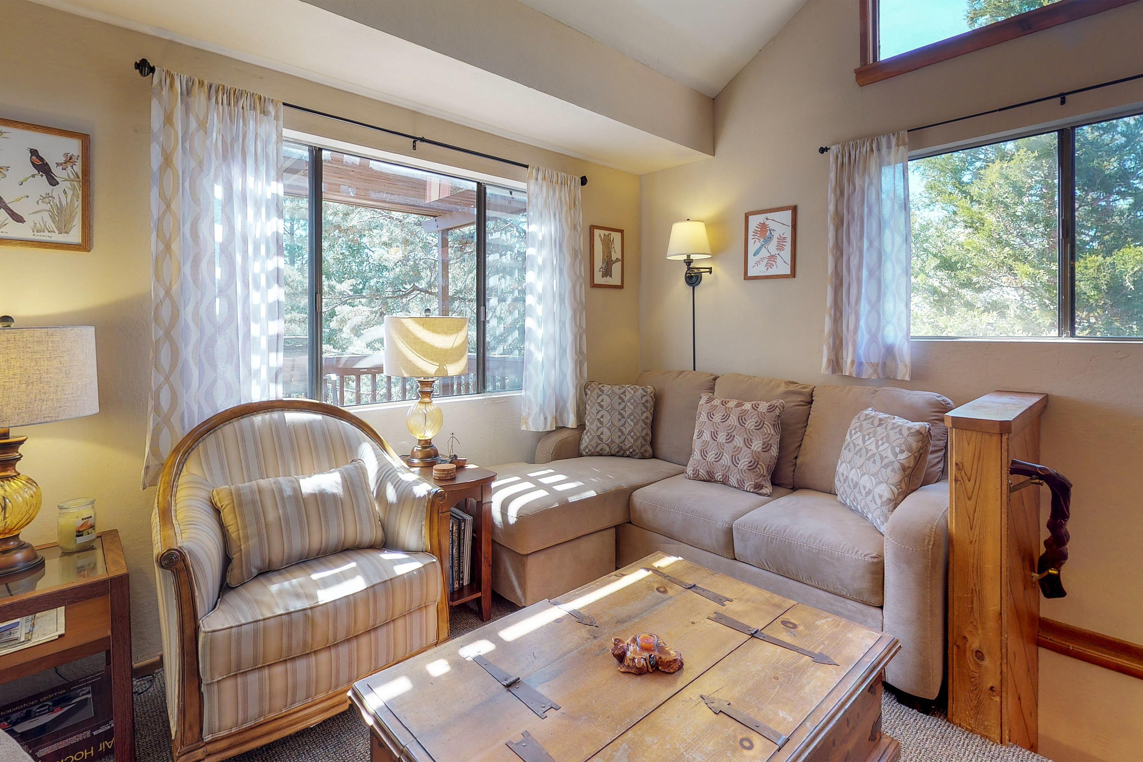 Palm Springs Home 984014