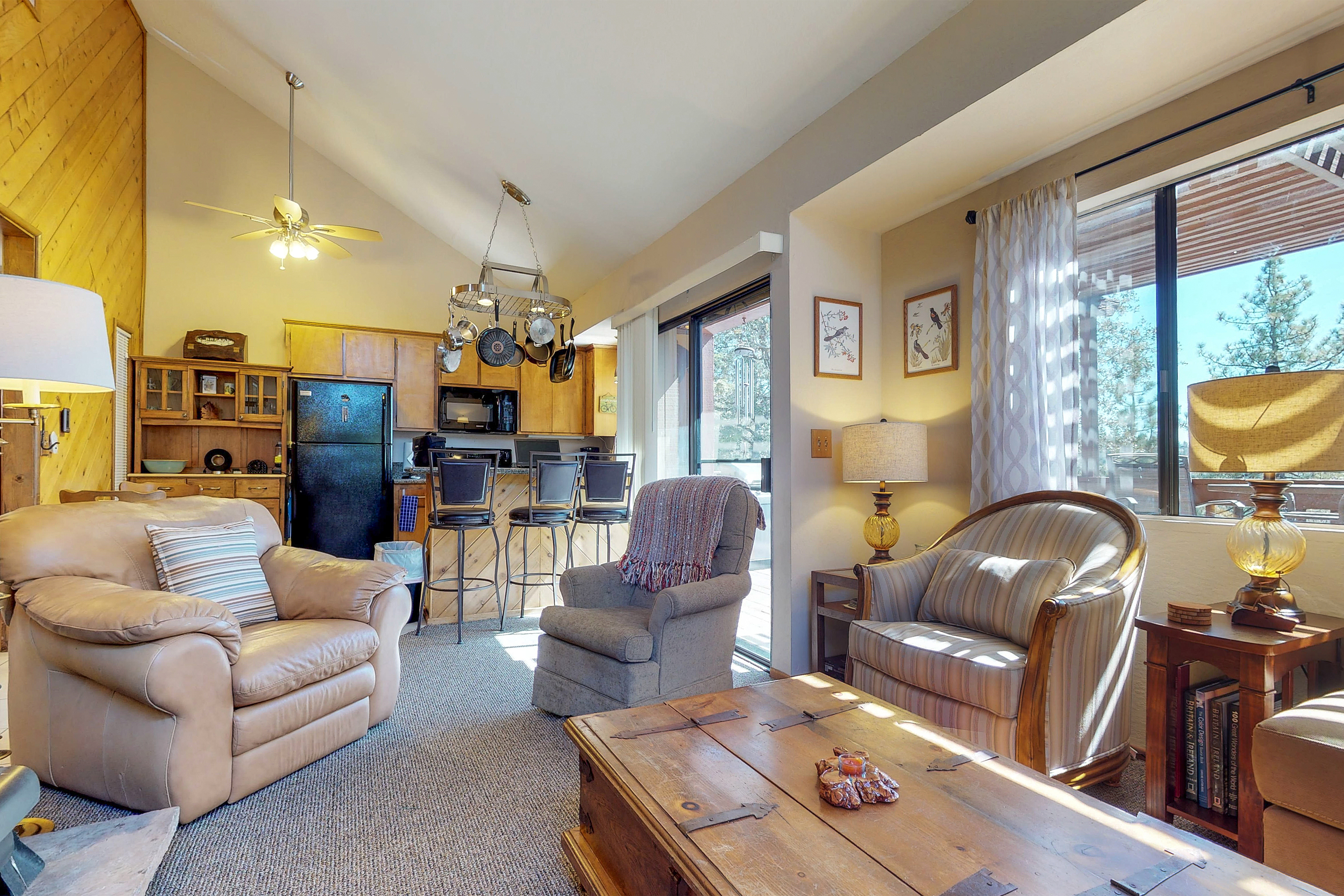 Palm Springs Home 984014