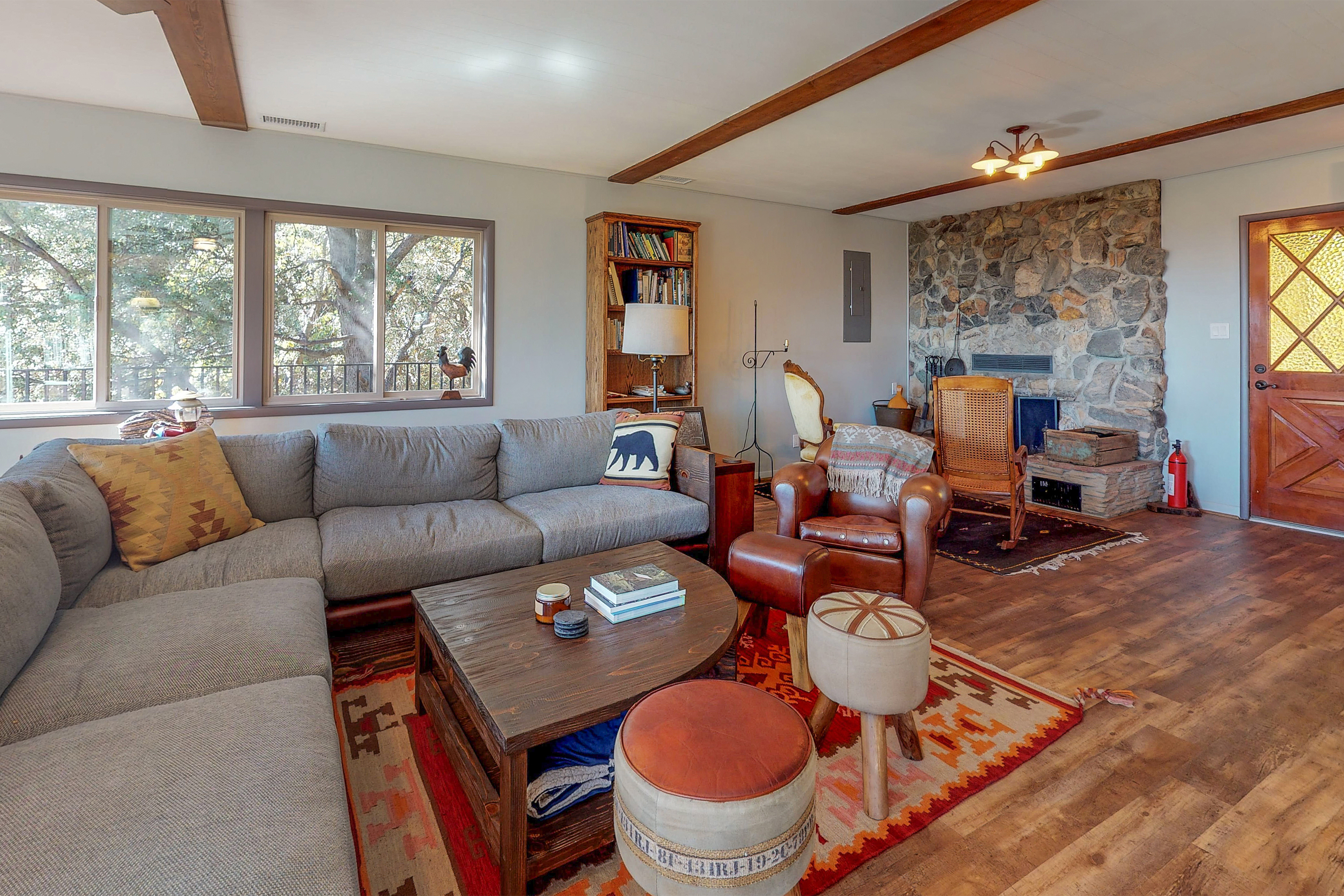 Palm Springs Home 984015