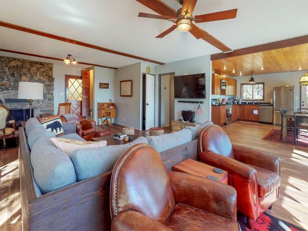 Palm Springs Home 984015