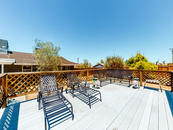 Palm Springs Home 984021