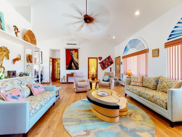 Palm Springs Home 984022
