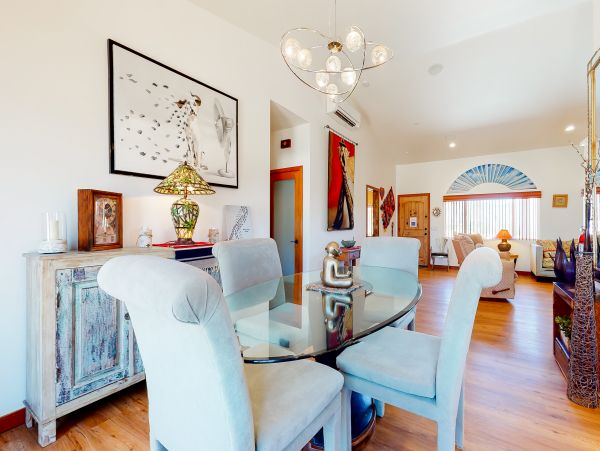 Palm Springs Home 984022