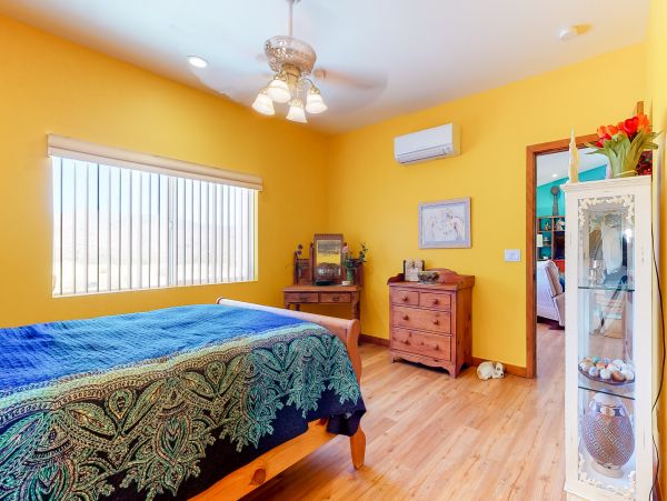 Palm Springs Home 984022
