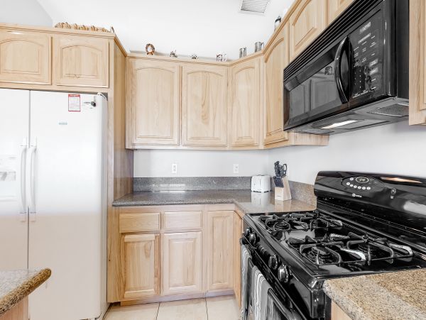 Palm Springs Home 984023