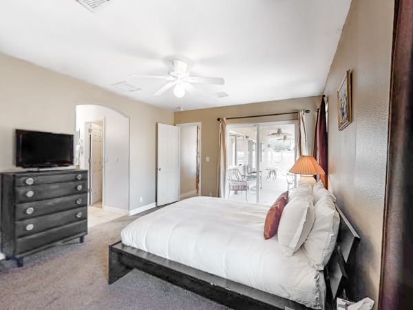 Palm Springs Home 984023