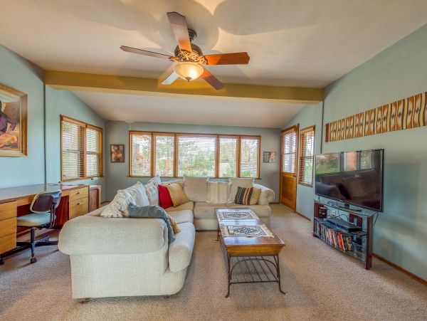 Palm Springs Home 984024