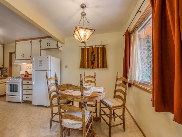 Palm Springs Home 984024