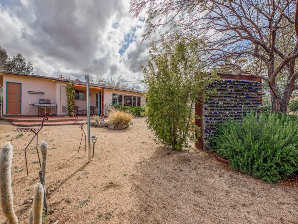Palm Springs Home 984024