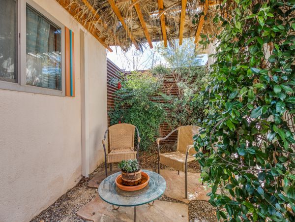 Palm Springs Home 984024
