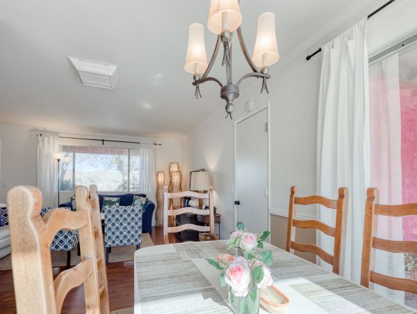 Palm Springs Home 984025
